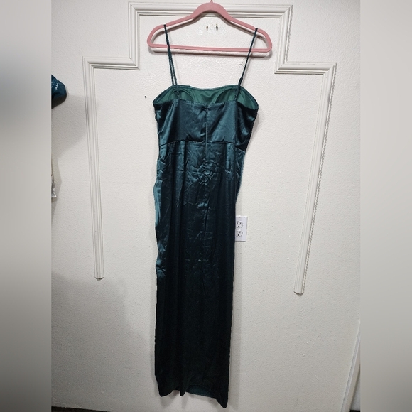 Lulus Luxurious Marvel Emerald Satin Ruched Column Maxi Dress L Wedding Party - Picture 8 of 9
